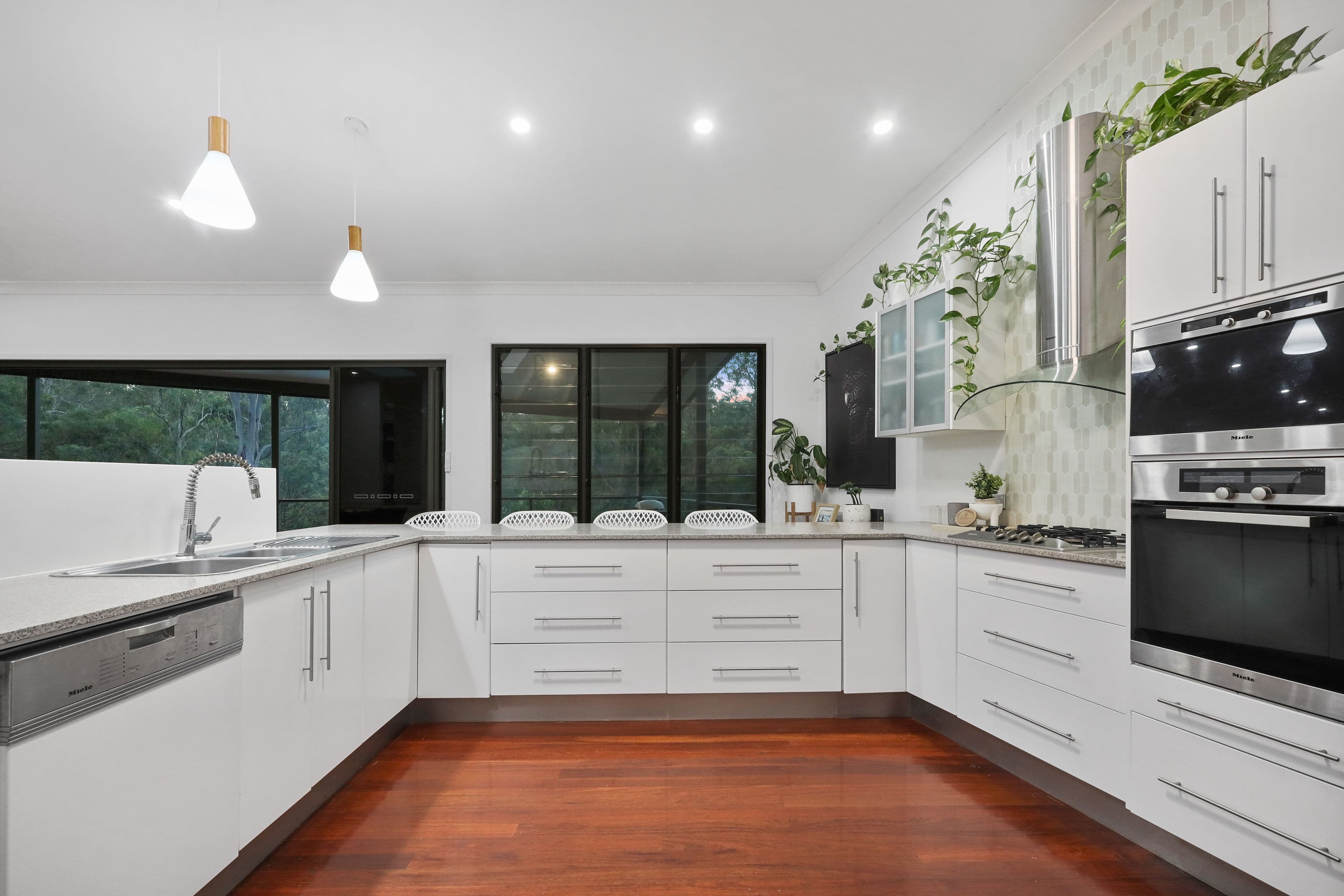 9 Ruby Court, Bunya QLD 4055, Bunya - Thumbnail 3