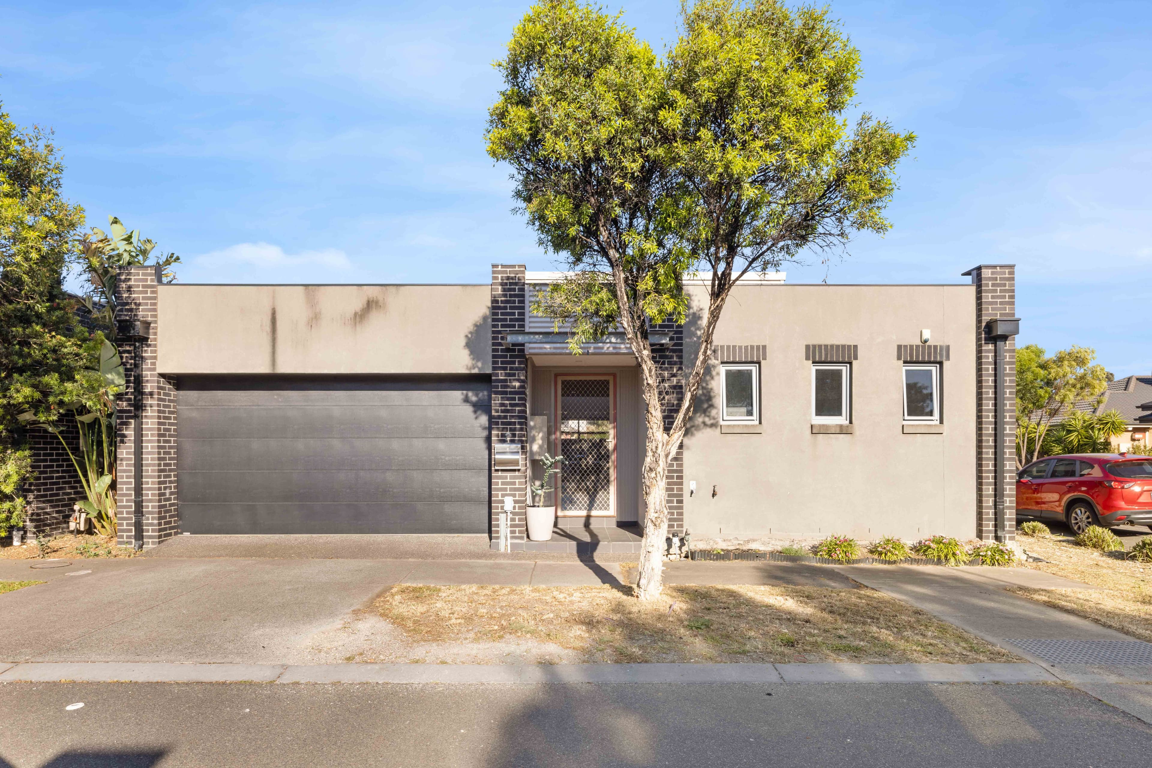 2 Bird Close, Craigieburn VIC 3064, Craigieburn - Thumbnail 2