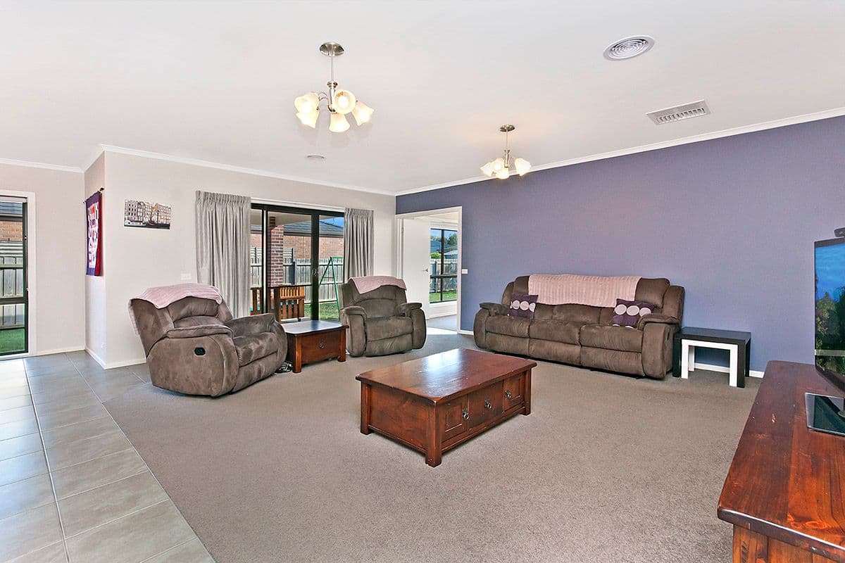 14 Heazlewood Road, Warrnambool VIC 3280, Warrnambool - Thumbnail 8