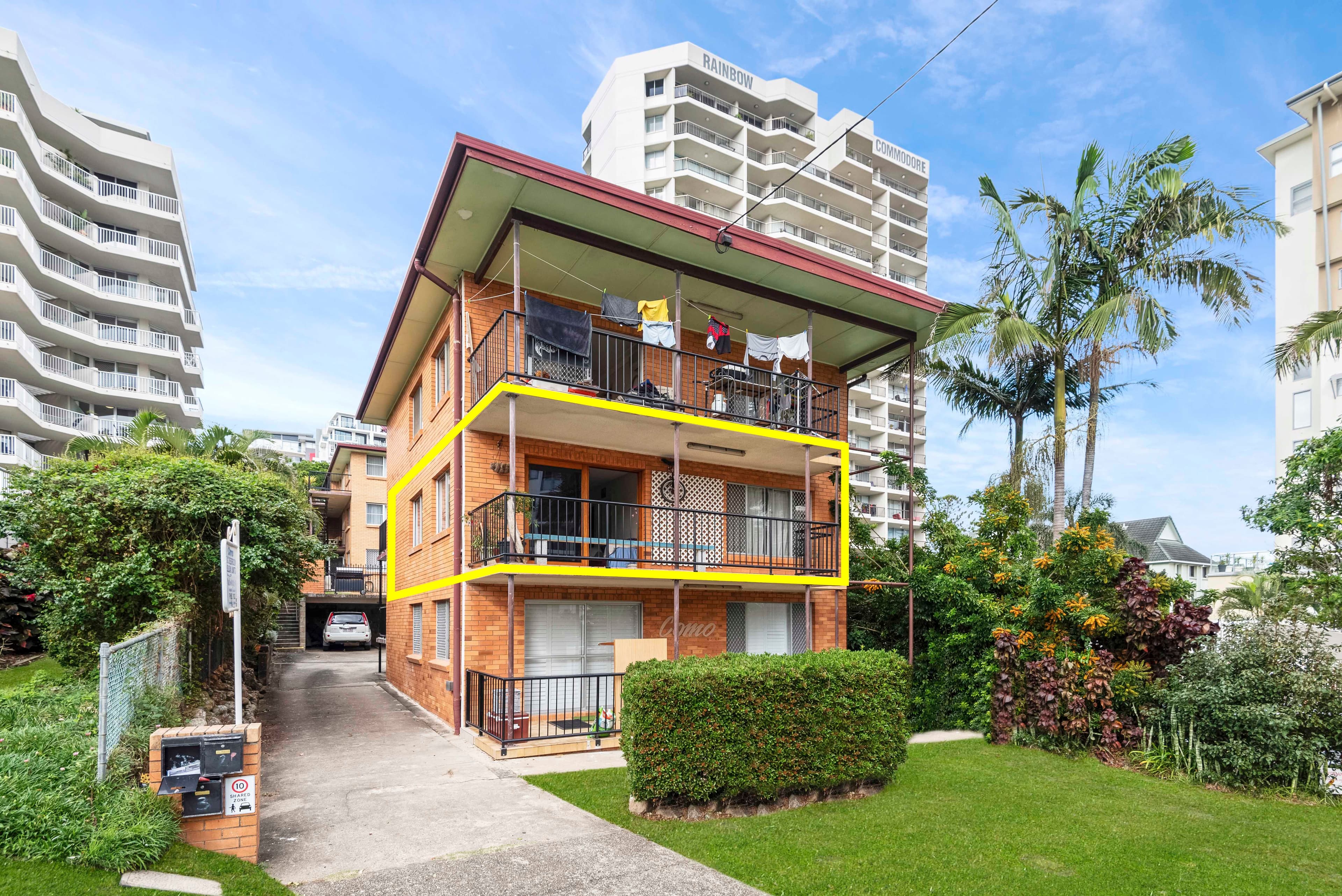 12 Eden Avenue  'Como - Rainbow Bay', Coolangatta QLD 4225, Coolangatta - Image 1