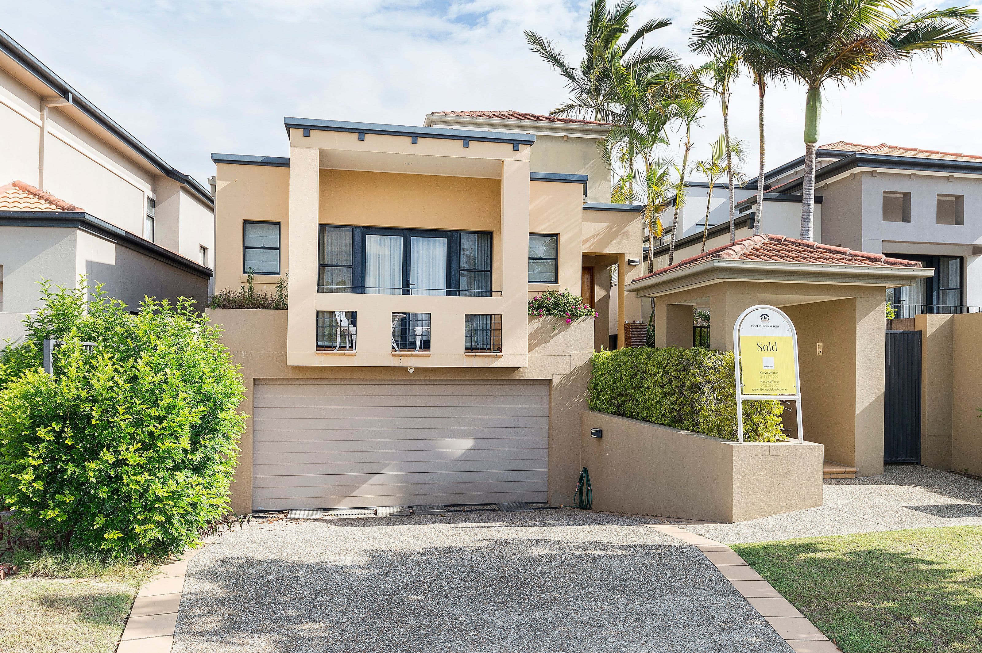 1506 Rosebank Way West, Hope Island QLD 4212, Hope Island - Thumbnail 2