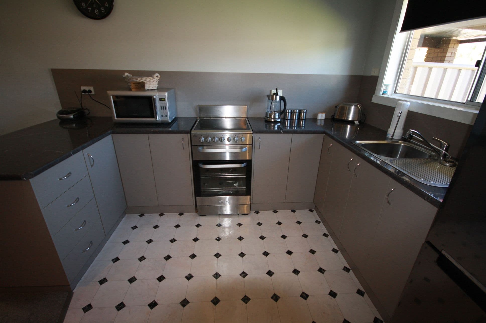 9 Priory Street, Rochester VIC 3561, Rochester - Thumbnail 2