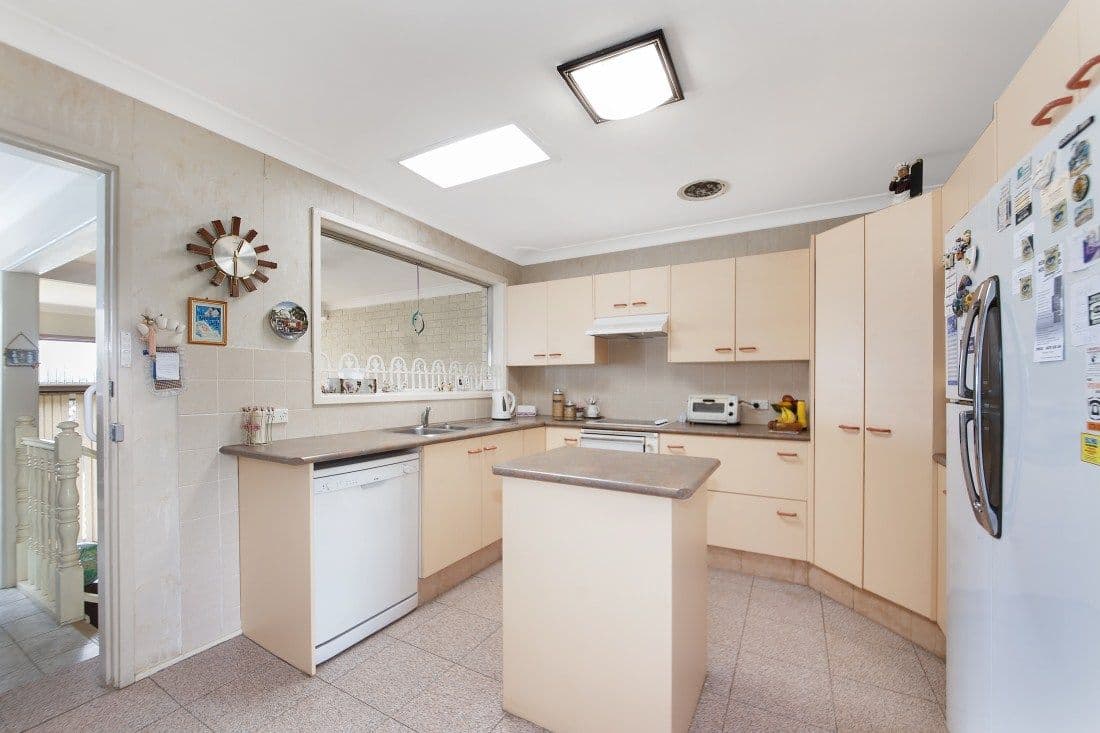 9 Bungarra Crescent, Chipping Norton NSW 2170, Chipping Norton - Thumbnail 3