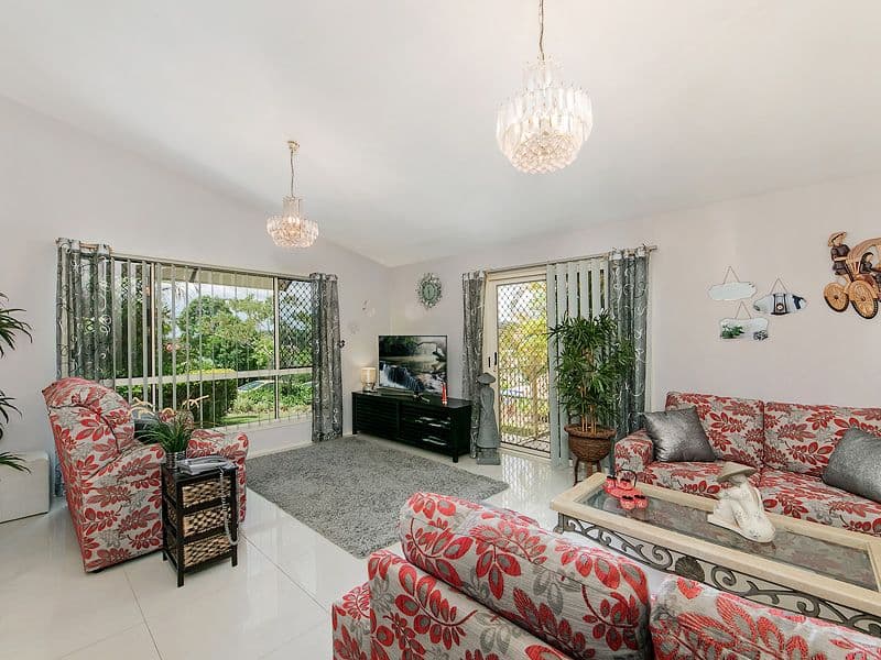 8 Meadowvale Street, Oxenford QLD 4210, Oxenford - Thumbnail 6