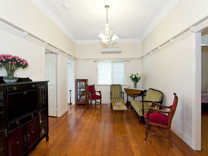 14 Winchester Street, HAMILTON QLD 4007, Hamilton - Thumbnail 7