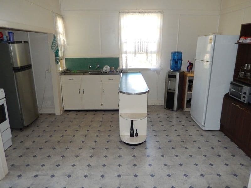 16 Teape Street, SILKSTONE QLD 4304, Silkstone - Thumbnail 7