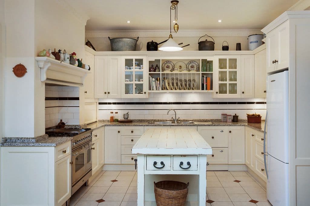 12 Belgrave Street, Petersham - Image 1
