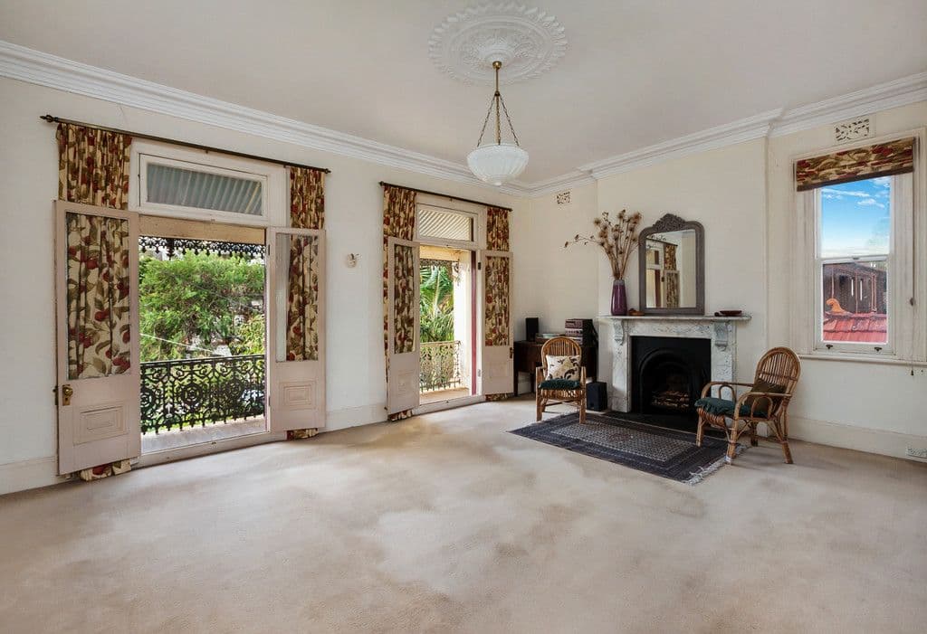 12 Belgrave Street, Petersham - Thumbnail 3