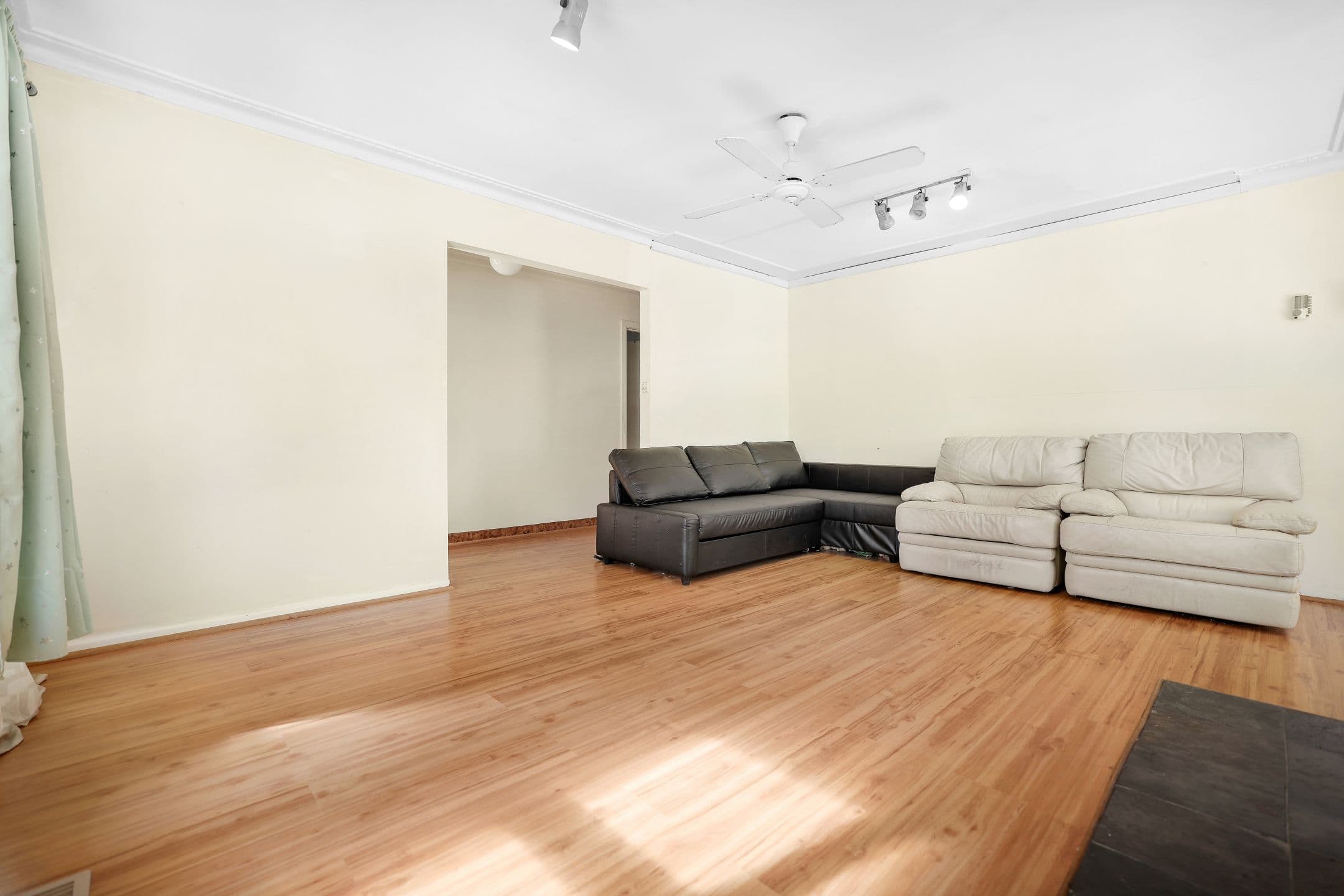 6 Belvedere Court, Noble Park VIC 3174, Noble Park - Thumbnail 2