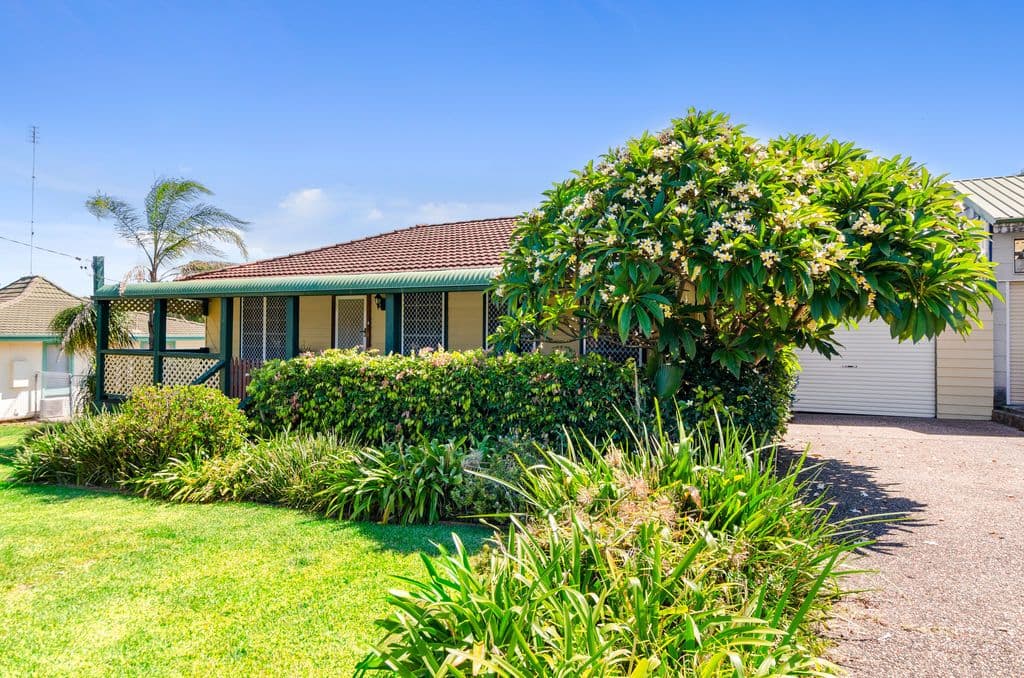 42 Gilba Road, Koonawarra - Image 1