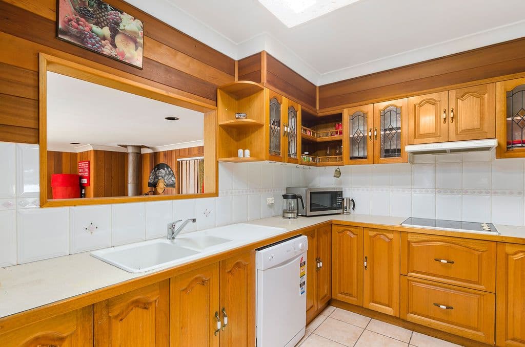 42 Gilba Road, Koonawarra - Thumbnail 3