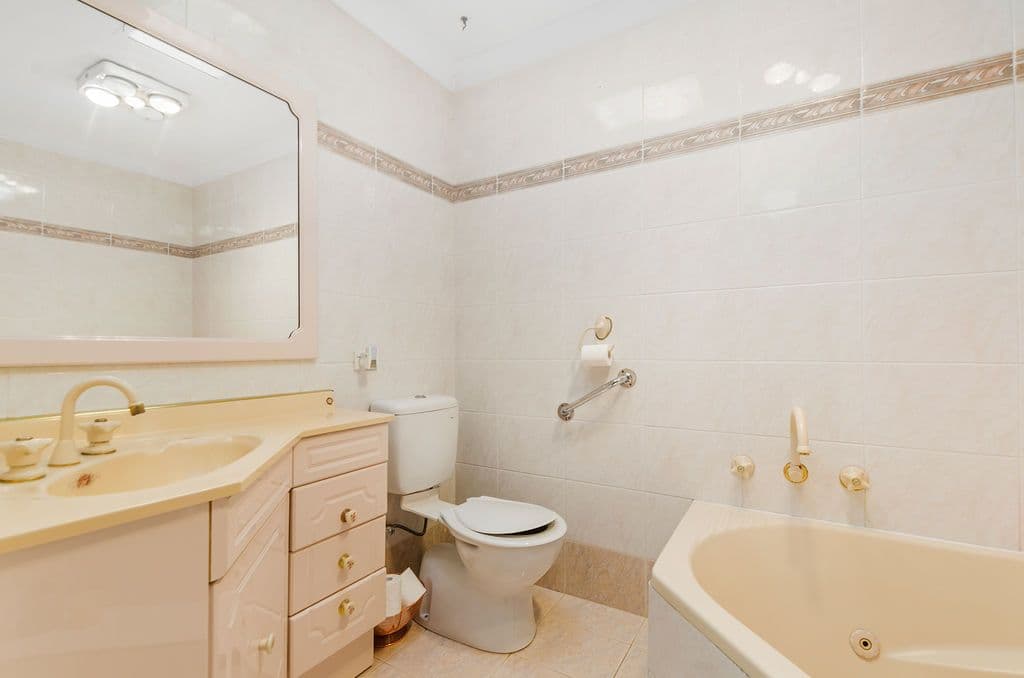 42 Gilba Road, Koonawarra - Thumbnail 5