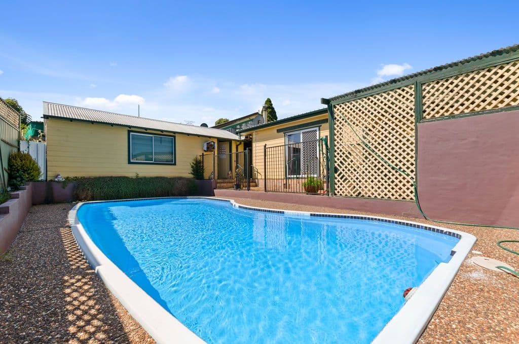 42 Gilba Road, Koonawarra - Thumbnail 8