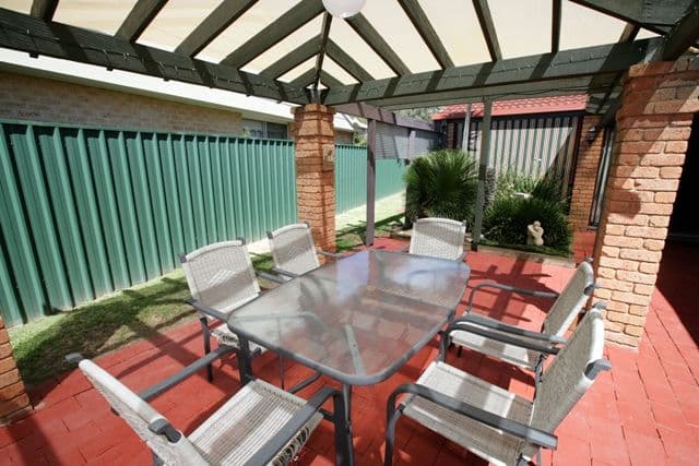 1 Bandera Avenue, GLENFIELD PARK NSW 2650, Glenfield Park - Thumbnail 3