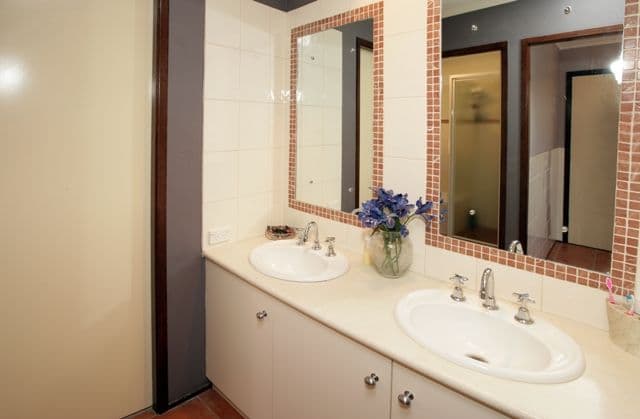 1 Bandera Avenue, GLENFIELD PARK NSW 2650, Glenfield Park - Thumbnail 6
