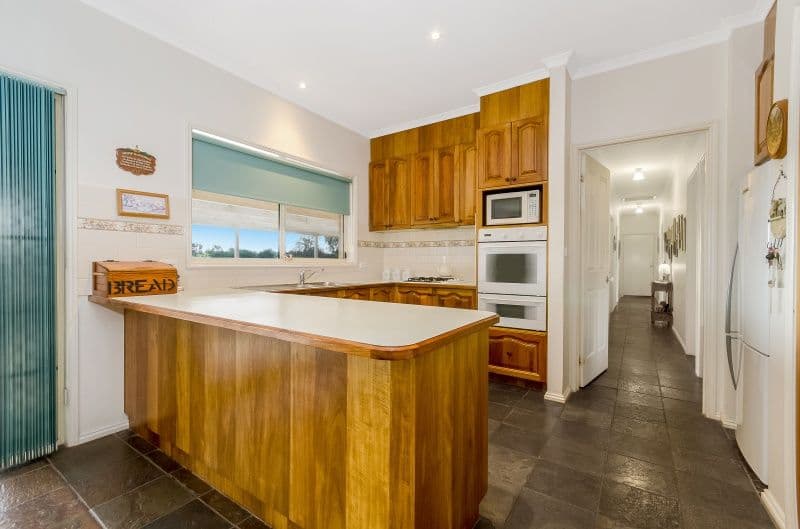 113 Lowndes Road, Bannockburn VIC 3331, Bannockburn - Thumbnail 2