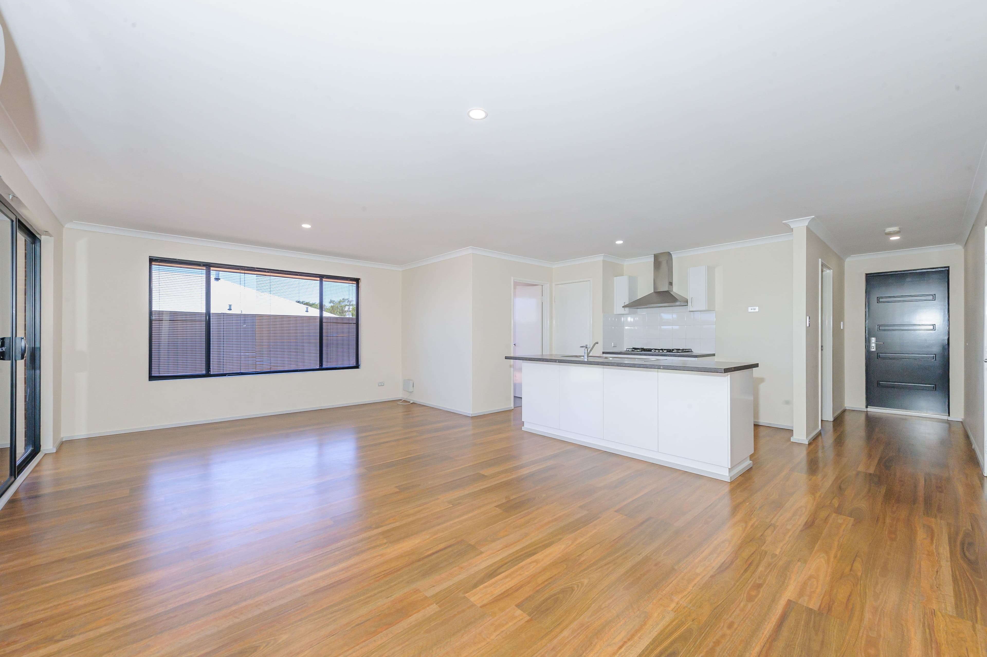 9 Ballybofey Loop, Bullsbrook WA 6084, Bullsbrook - Thumbnail 2
