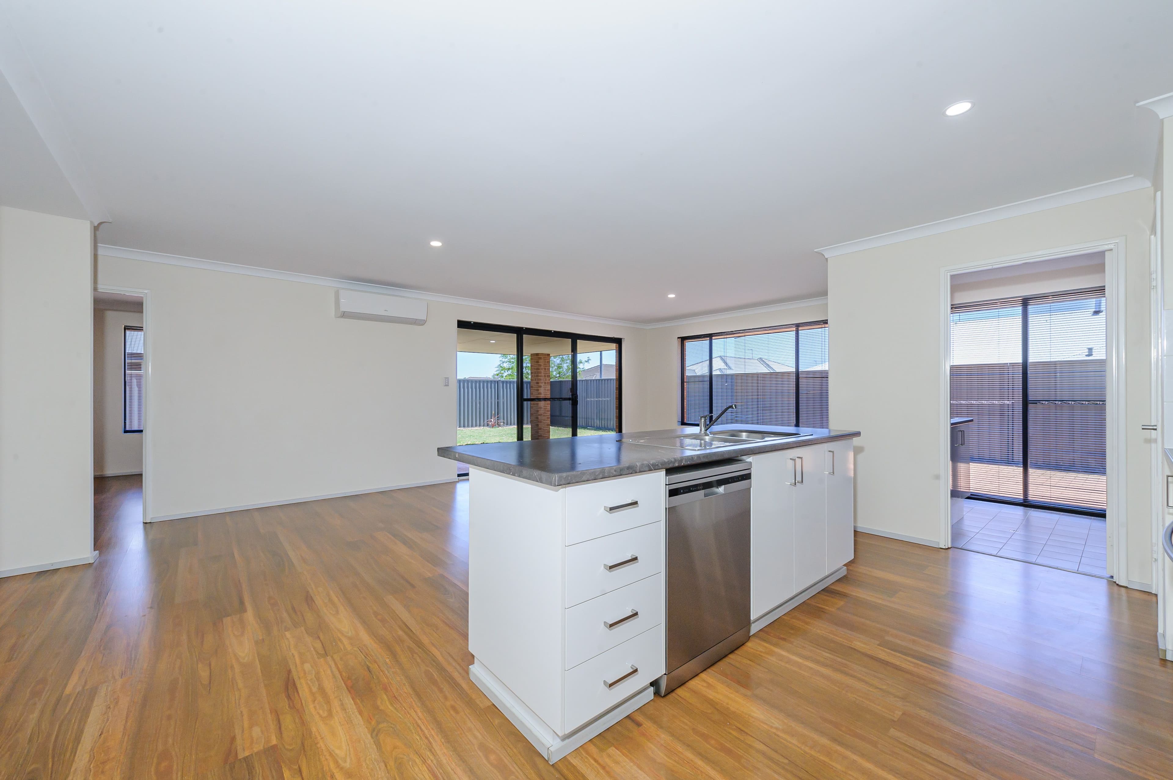 9 Ballybofey Loop, Bullsbrook WA 6084, Bullsbrook - Thumbnail 3