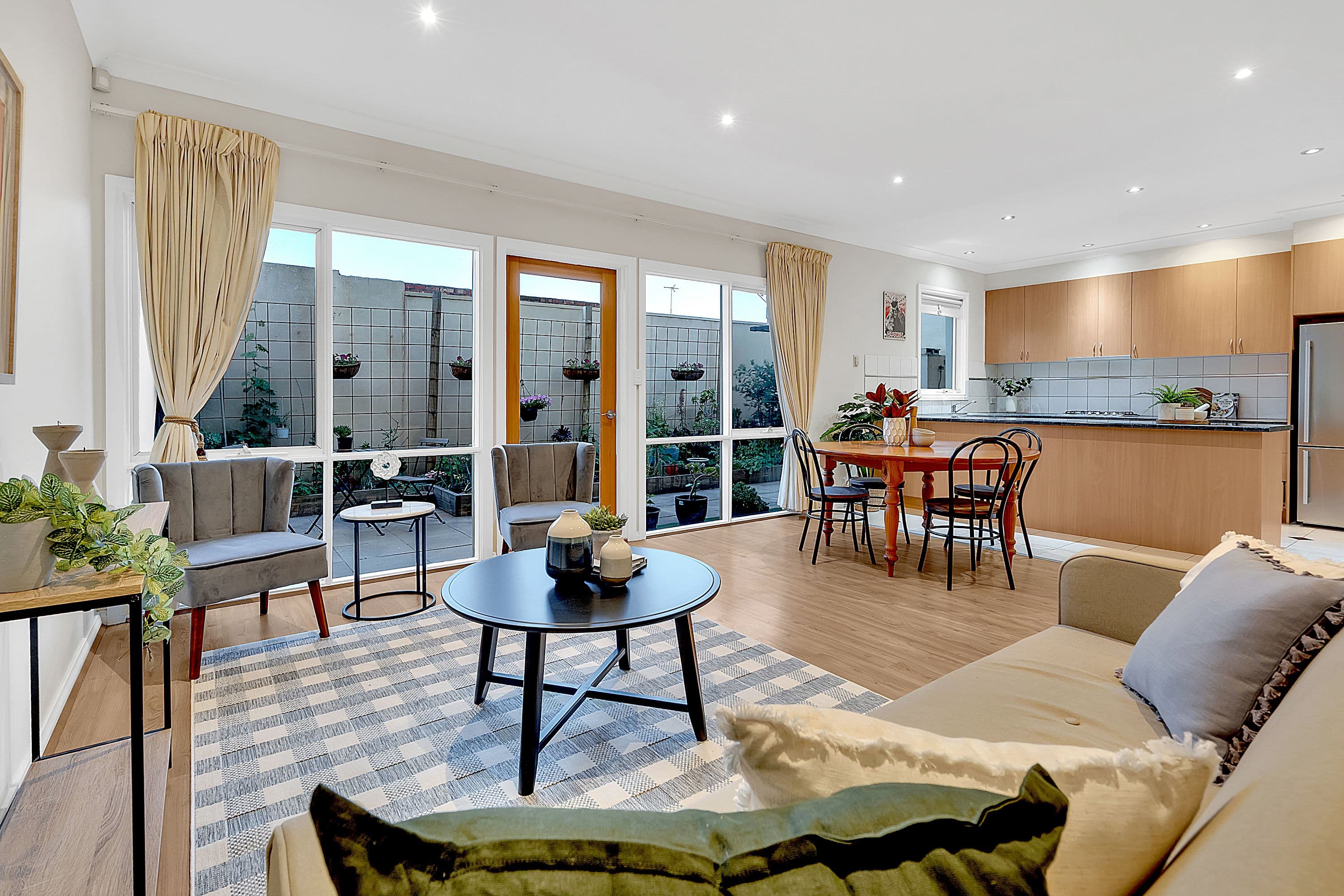3 The Grove, Coburg VIC 3058, Coburg - Thumbnail 3