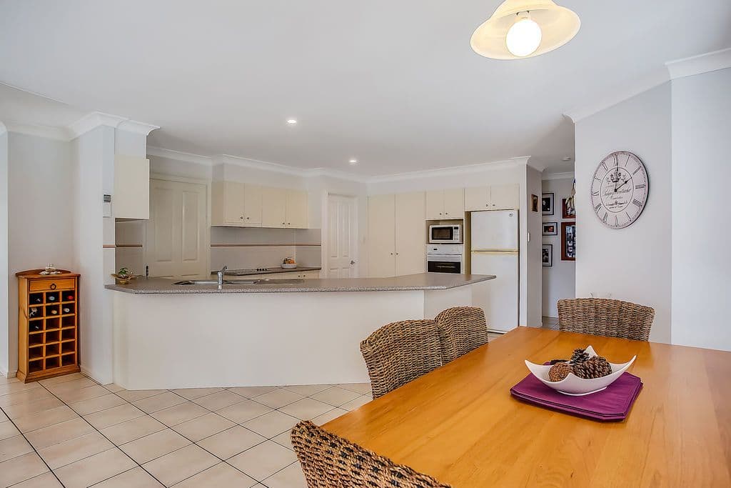 39 White Ash Road, Bonogin QLD 4213, Bonogin - Thumbnail 3