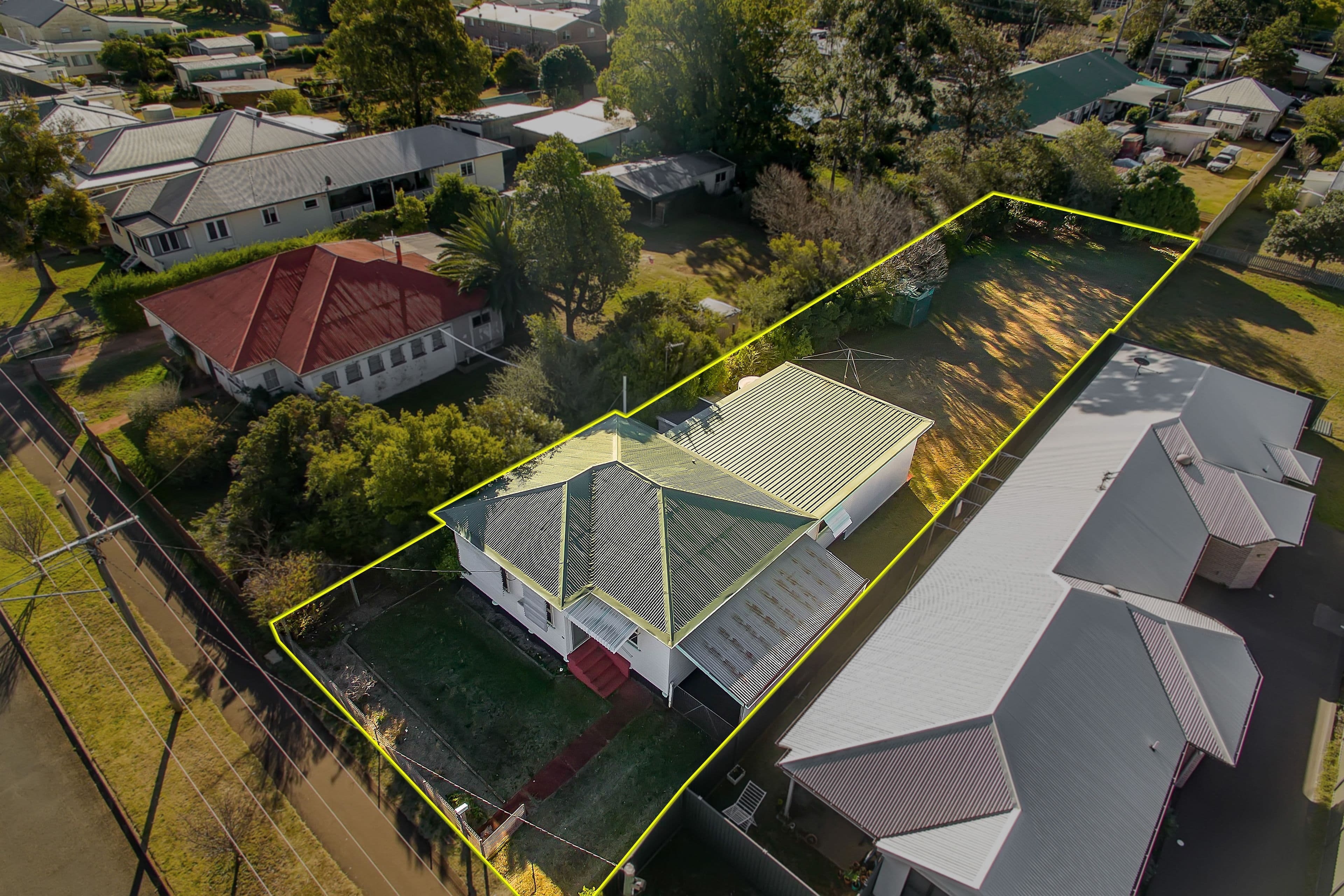 23 Buckland Street, Harristown QLD 4350, Harristown - Thumbnail 2