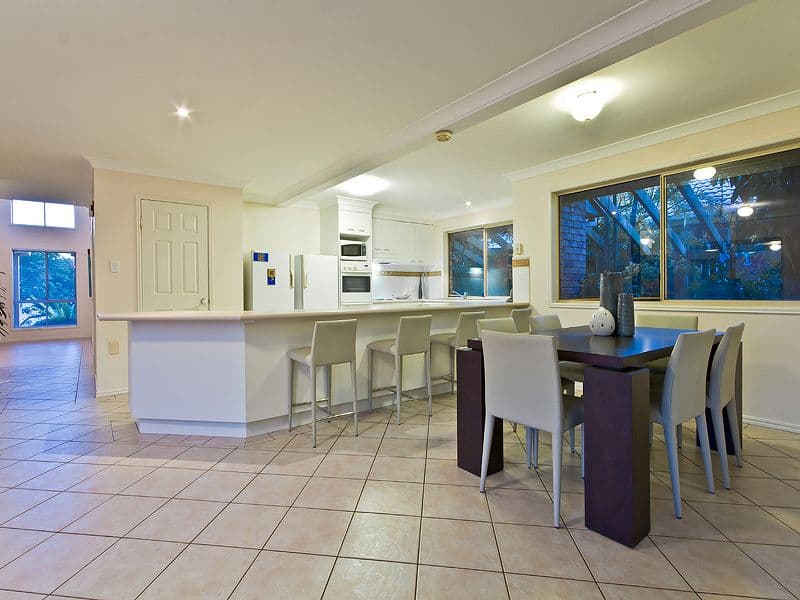 5 Beachside Court, VICTORIA POINT QLD 4165, Victoria Point - Thumbnail 4