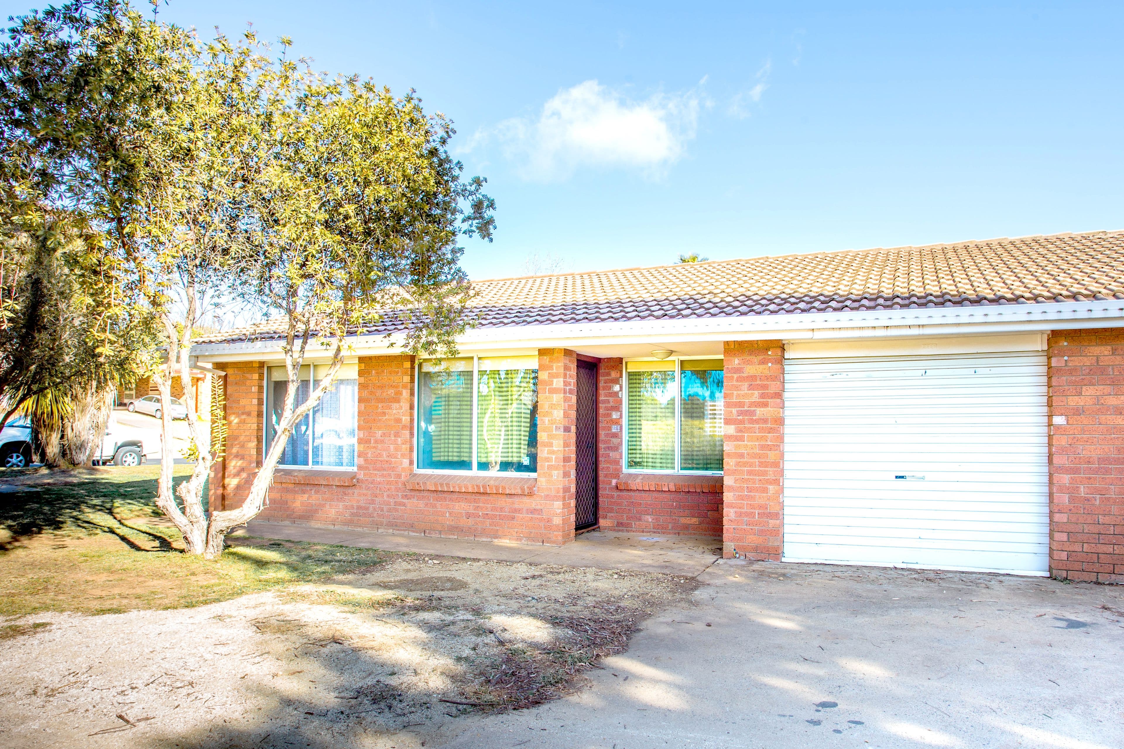 11 Torulosa Way, Orange - Image 1