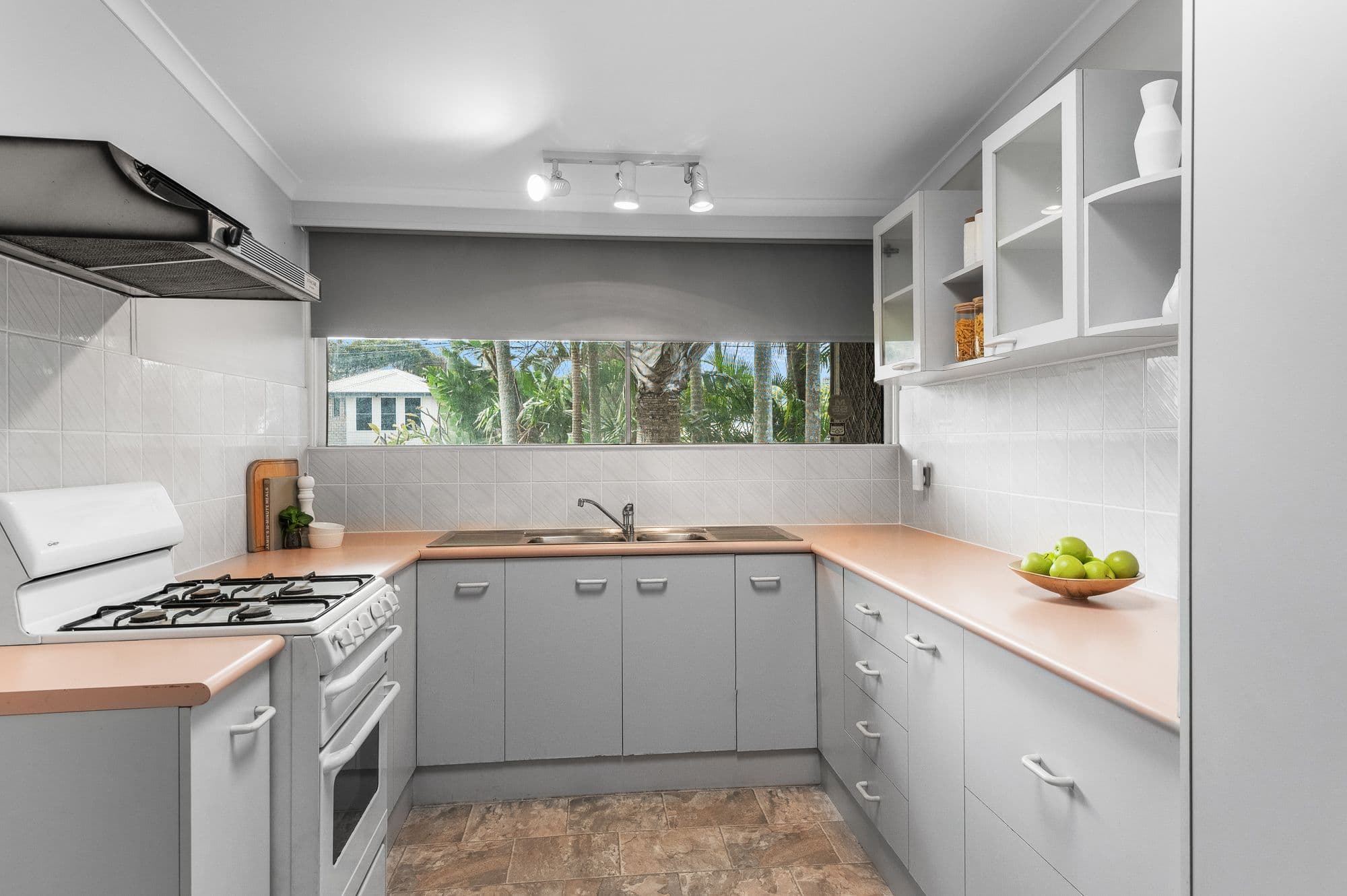 66 Harold Street, Stafford QLD 4053, Stafford - Thumbnail 4