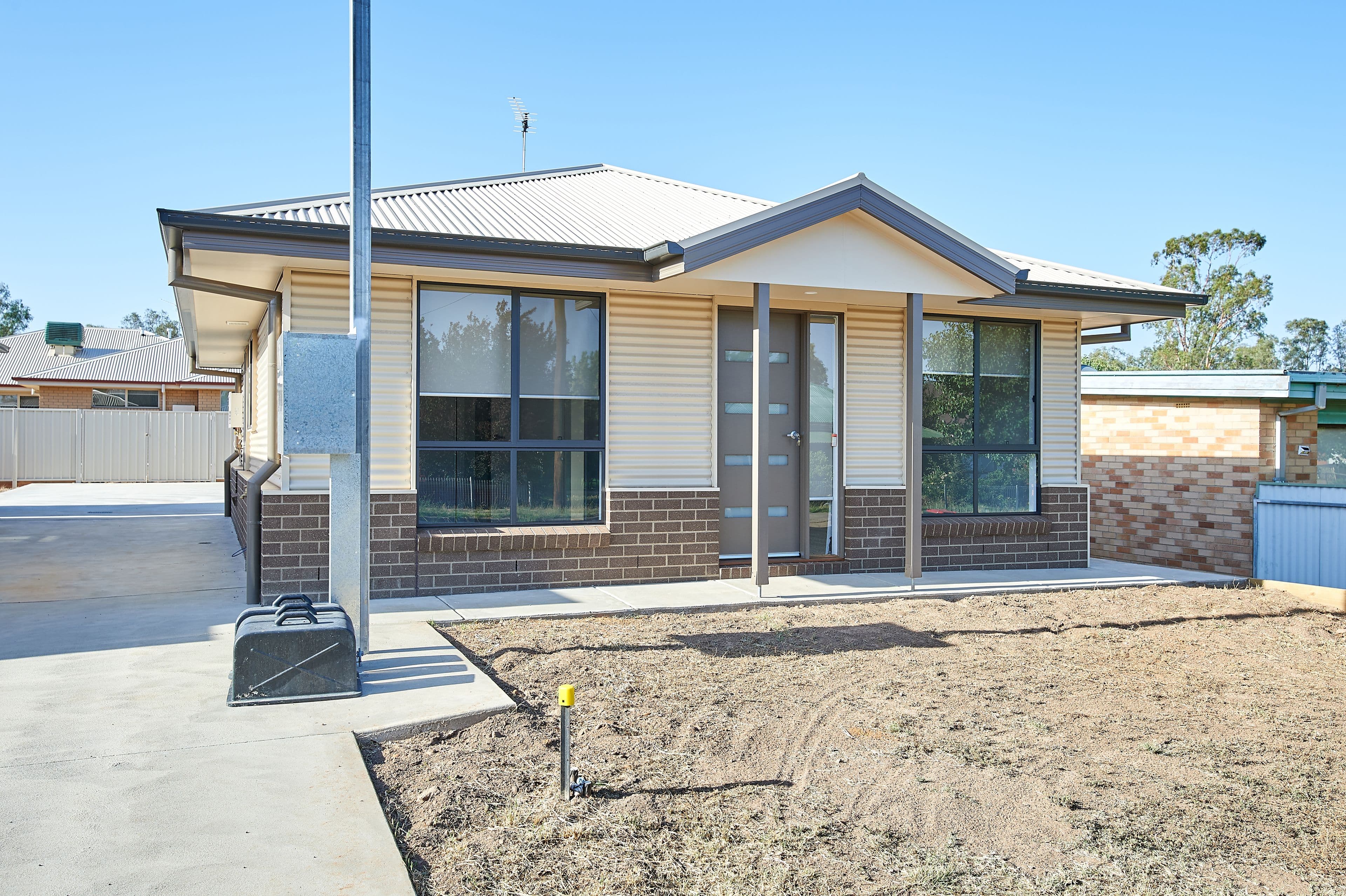 11 Fitzroy Street, Junee - Image 1