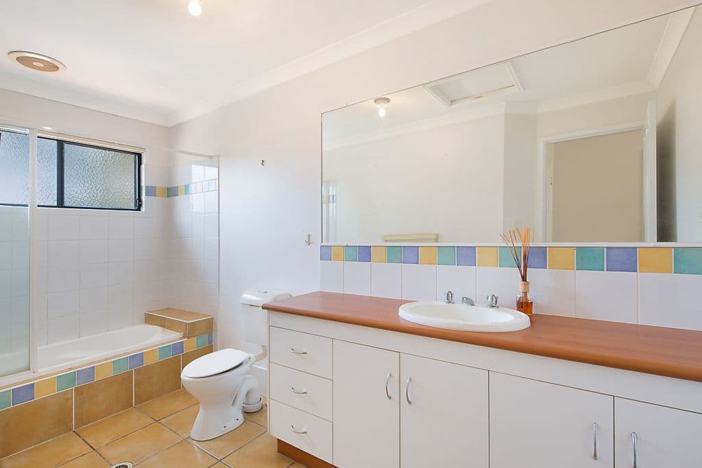 38 Kakanui Street, Aspley QLD 4034, Aspley - Thumbnail 3