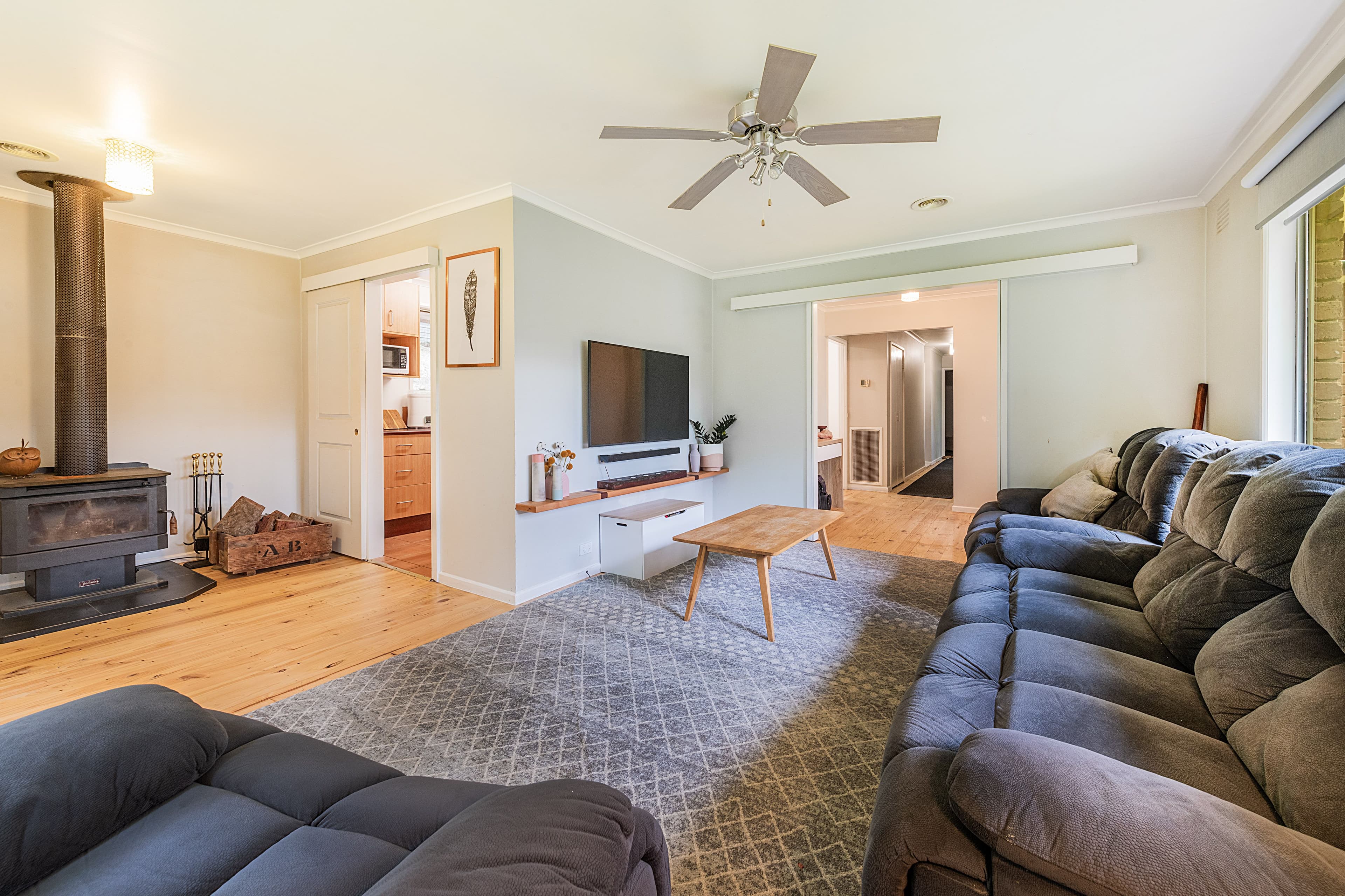 22 Neville Street, Cockatoo VIC 3781, Cockatoo - Thumbnail 5