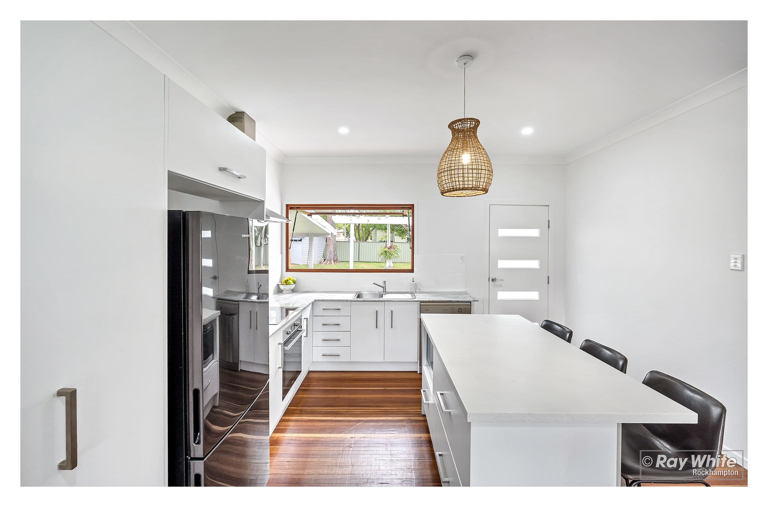 8 Wackford Street, Park Avenue QLD 4701, Park Avenue - Thumbnail 4