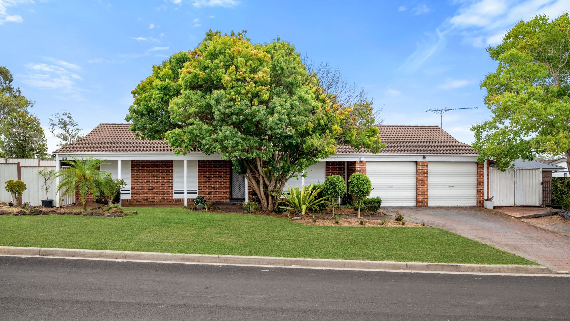 44 Queenscliff Drive, Woodbine NSW 2560, Woodbine - Image 1
