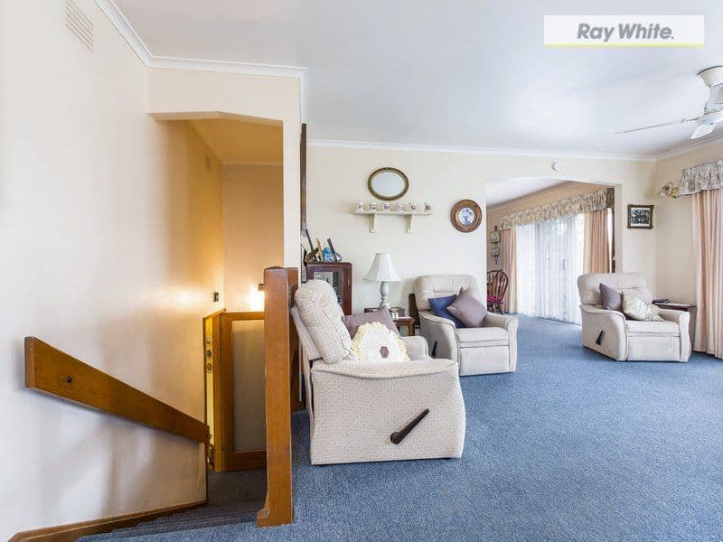 58 Leon Avenue, Rosebud VIC 3939, Rosebud - Thumbnail 3