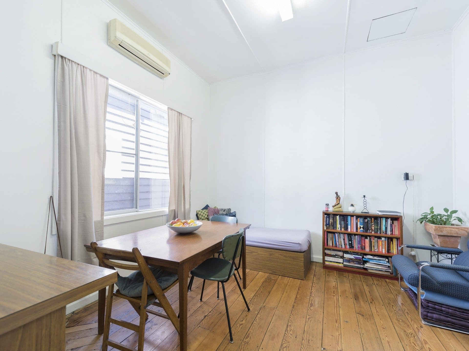 166 Lindsay Street, Hamilton NSW 2303, Hamilton - Thumbnail 3