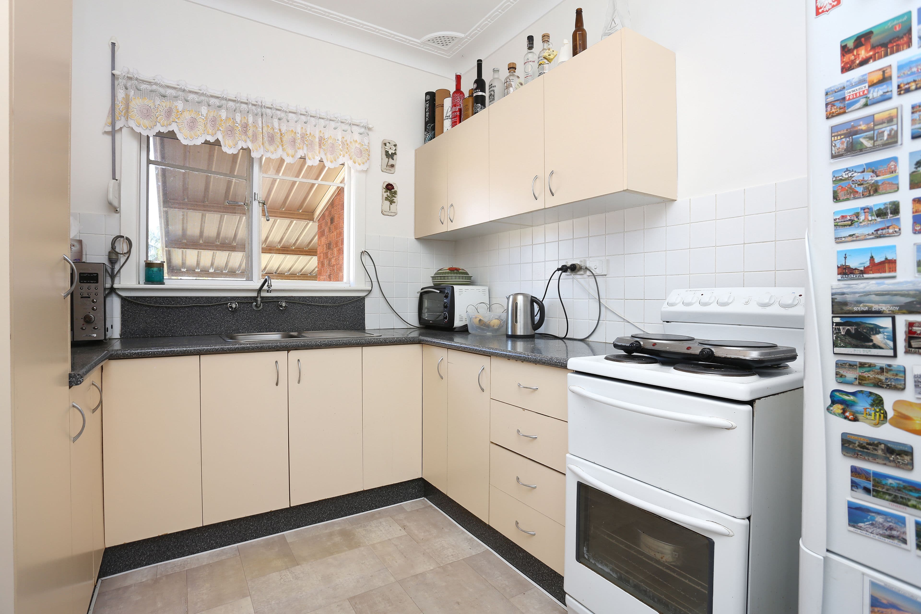 37 Myddleton Avenue, Fairfield - Thumbnail 2