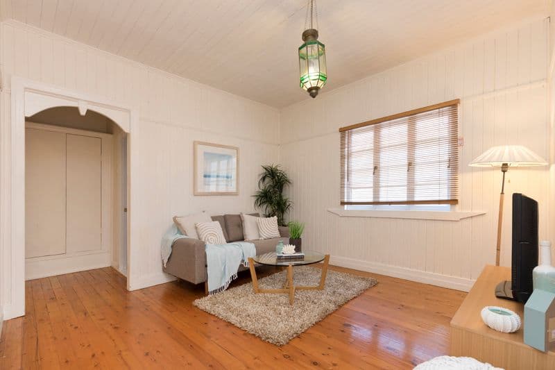 44 Hockings Street, Holland Park West QLD 4121, Holland Park West - Thumbnail 2