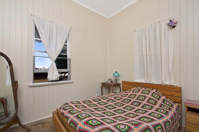 15 Armstrong Road, CANNON HILL QLD 4170, Cannon Hill - Thumbnail 3