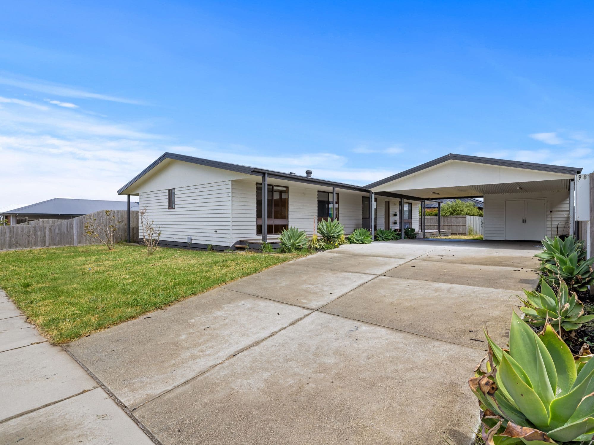 98 Tulloch Street, Dalyston VIC 3992, Dalyston - Thumbnail 2