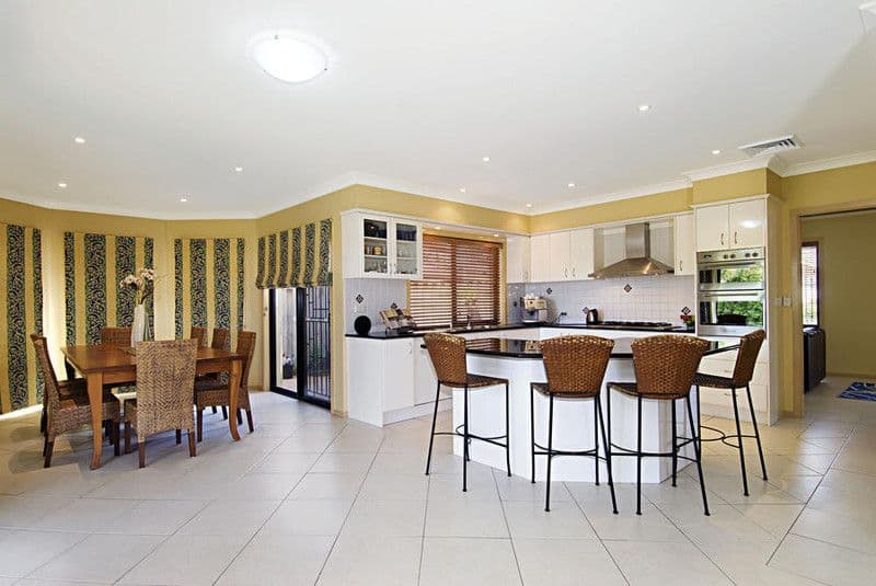 5 Beaumont Drive, BEAUMONT HILLS NSW 2155, Beaumont Hills - Thumbnail 4