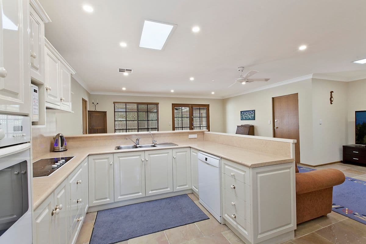 40 Browning Avenue, FULHAM GARDENS SA 5024, Fulham Gardens - Thumbnail 2
