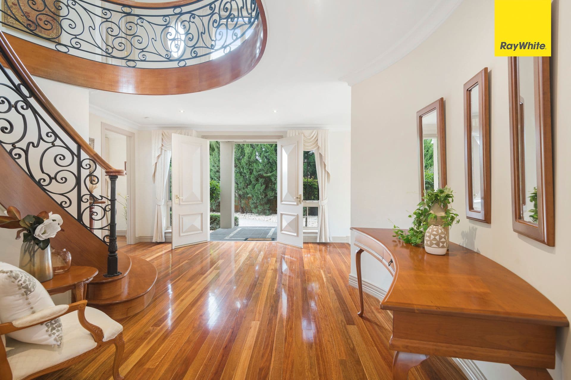 20 Pacific Place, Taylors Lakes VIC 3038, Taylors Lakes - Thumbnail 4