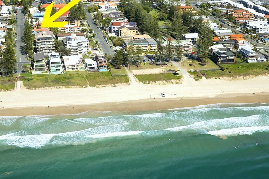 9 Francis Street, Mermaid Beach QLD 4218, Mermaid Beach - Image 1