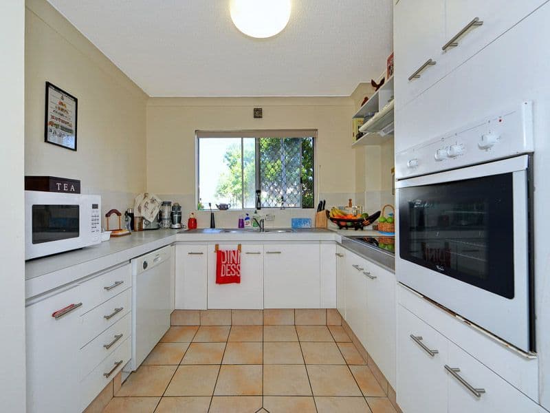 9 Francis Street, Mermaid Beach QLD 4218, Mermaid Beach - Thumbnail 3