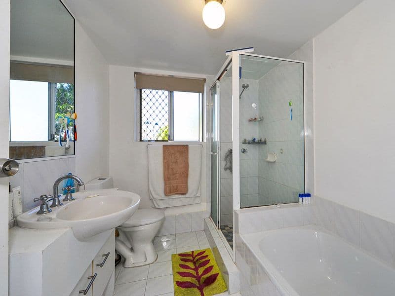 9 Francis Street, Mermaid Beach QLD 4218, Mermaid Beach - Thumbnail 7