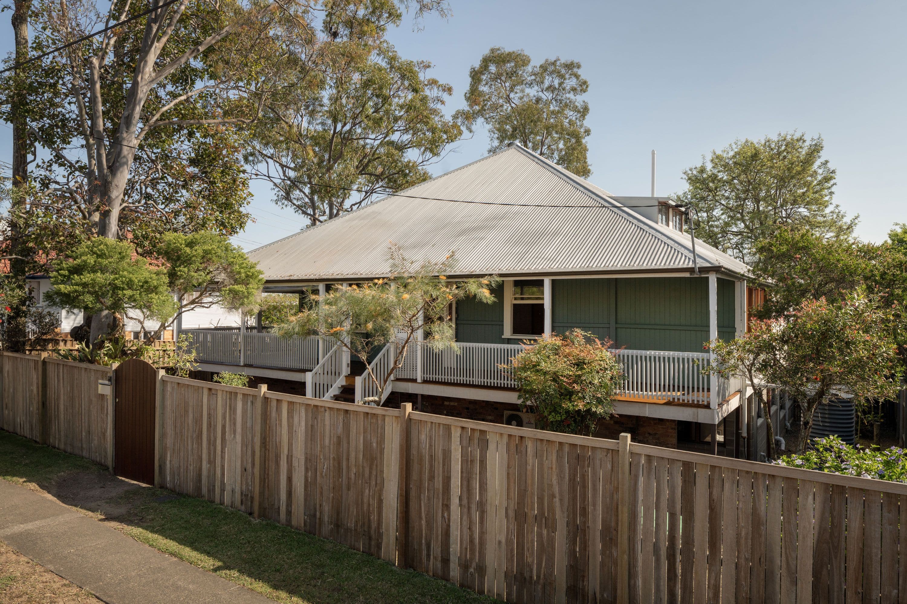 46 Lloyd Street, Camp Hill QLD 4152, Camp Hill - Image 1