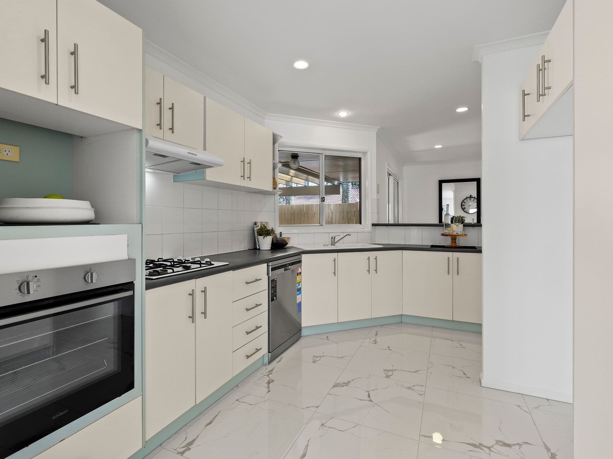 7 Cedar Close, Forest Lake QLD 4078, Forest Lake - Thumbnail 5