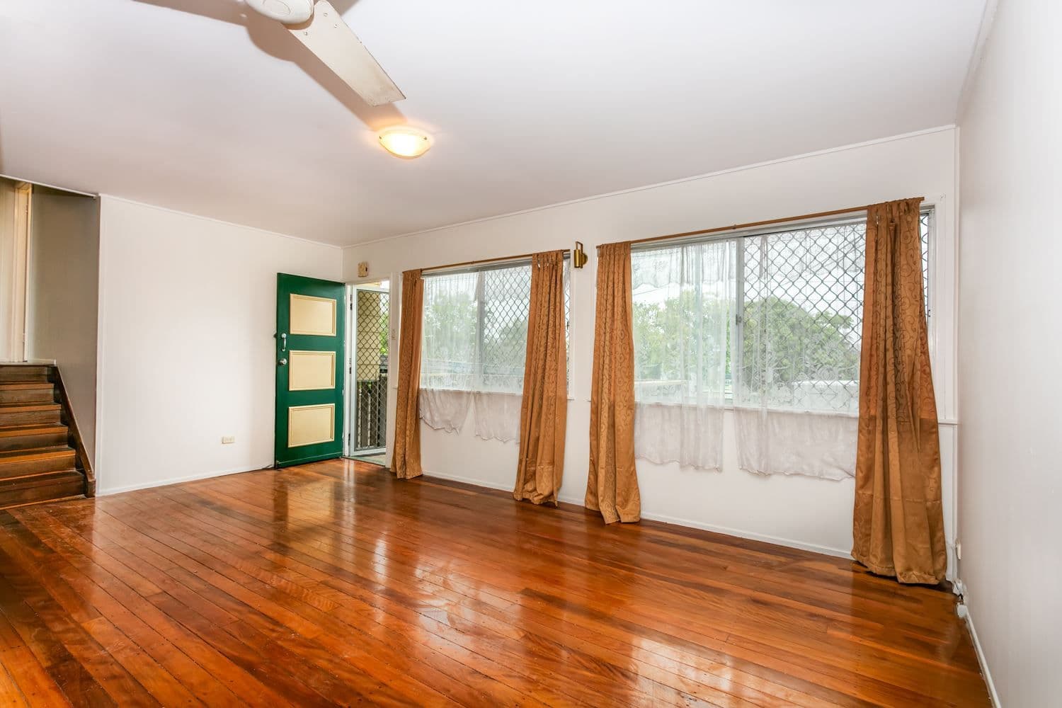 4 Rosedale Street, Logan Central QLD 4114, Logan Central - Thumbnail 3
