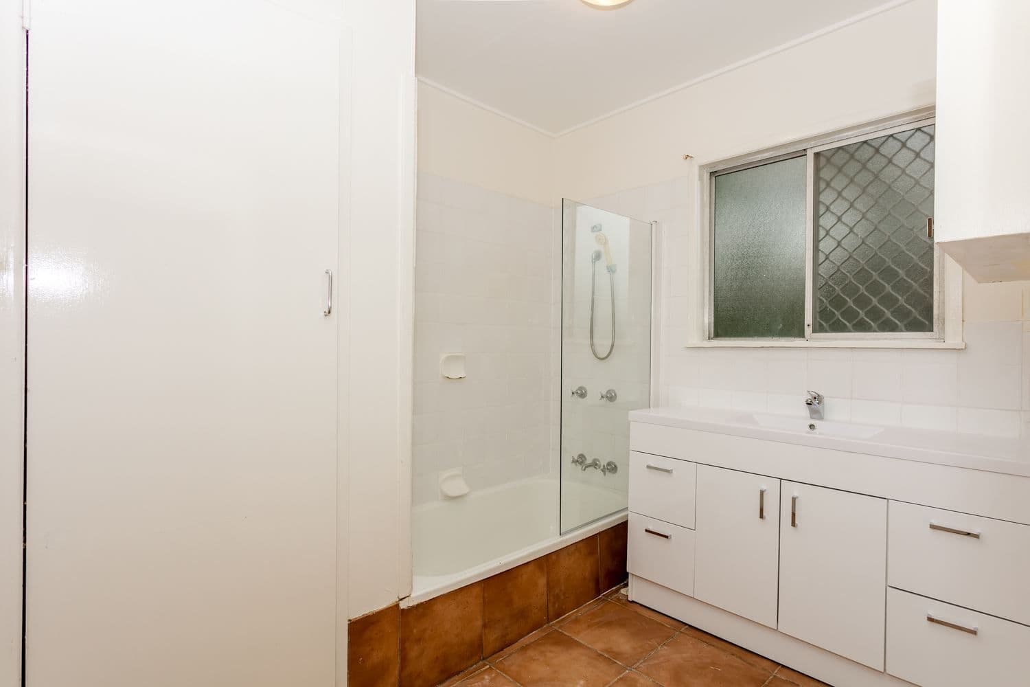 4 Rosedale Street, Logan Central QLD 4114, Logan Central - Thumbnail 6