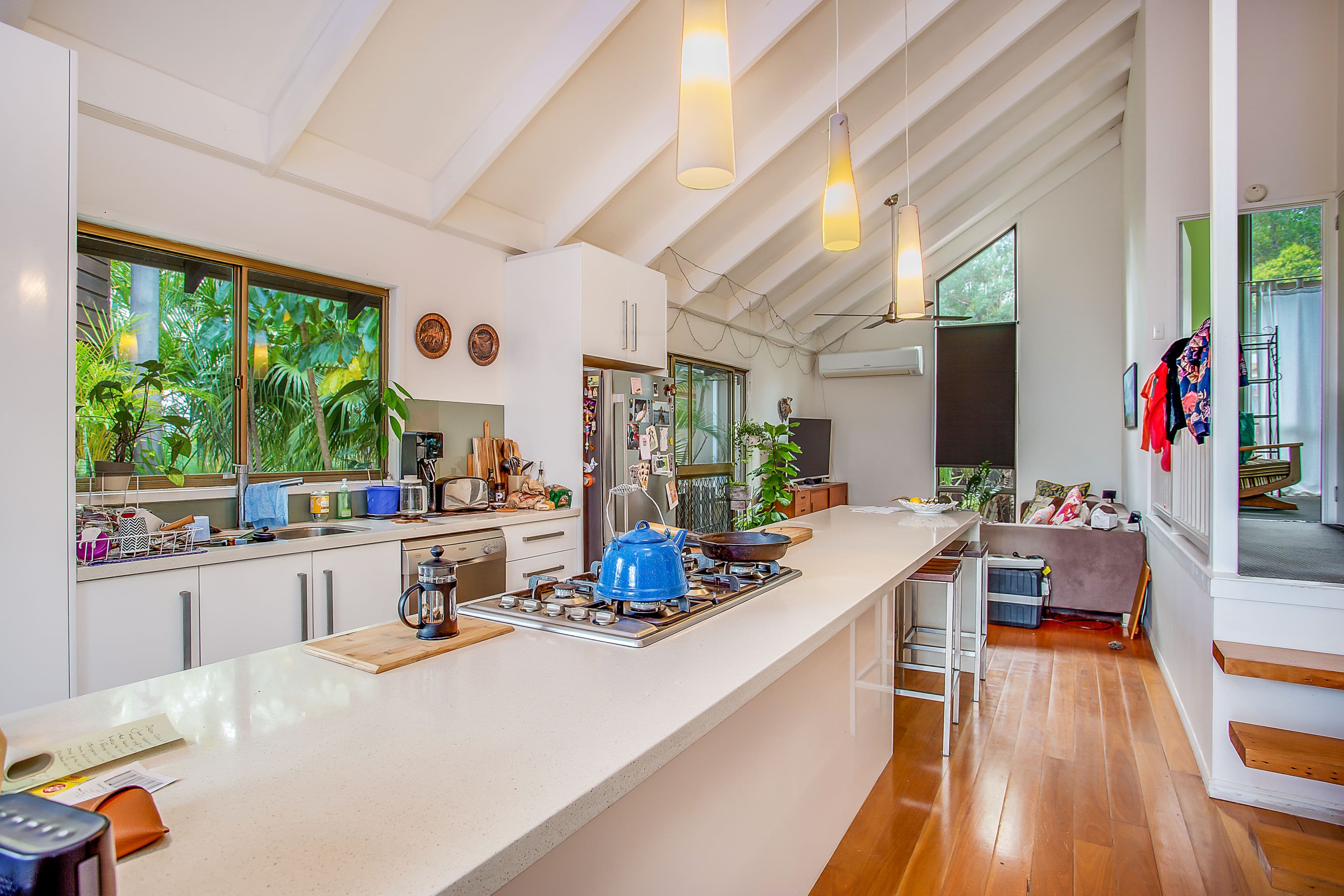 46 Moonbeam Parade, Mudgeeraba QLD 4213, Mudgeeraba - Thumbnail 2